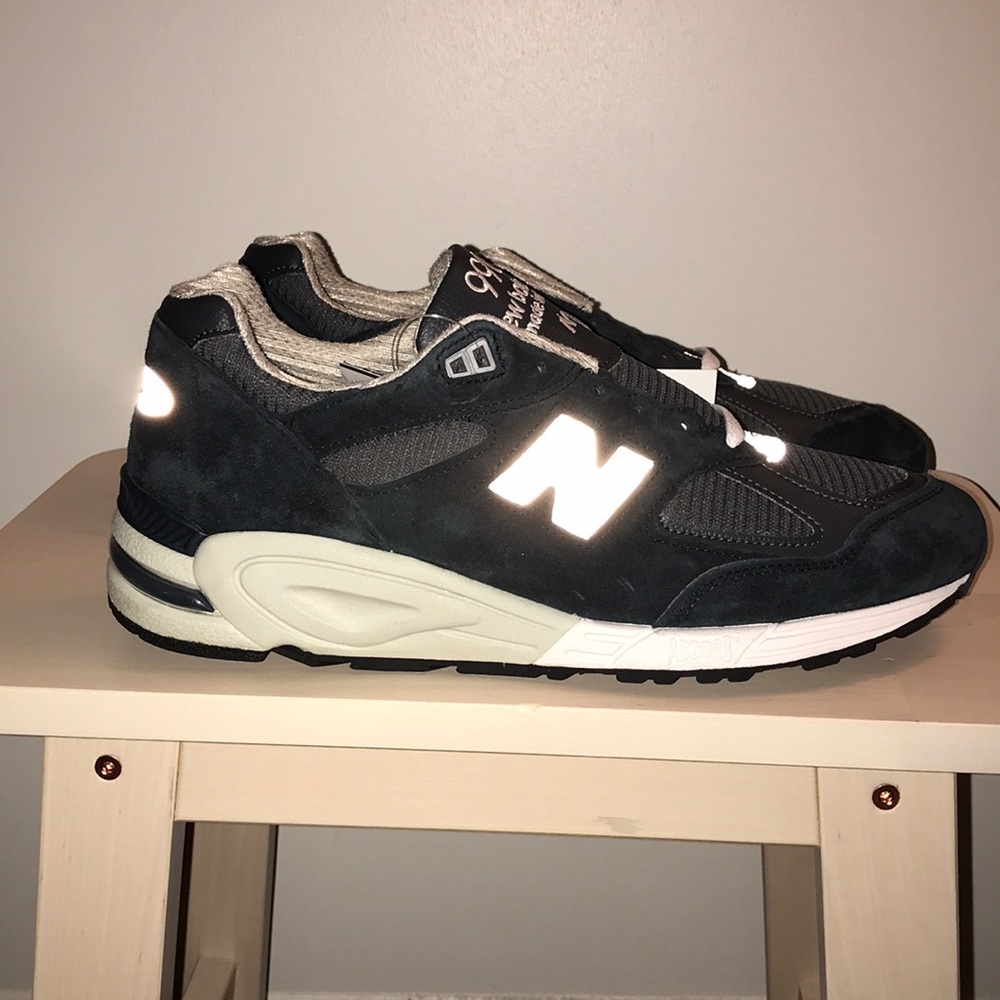 New balance Kith shark 990v2